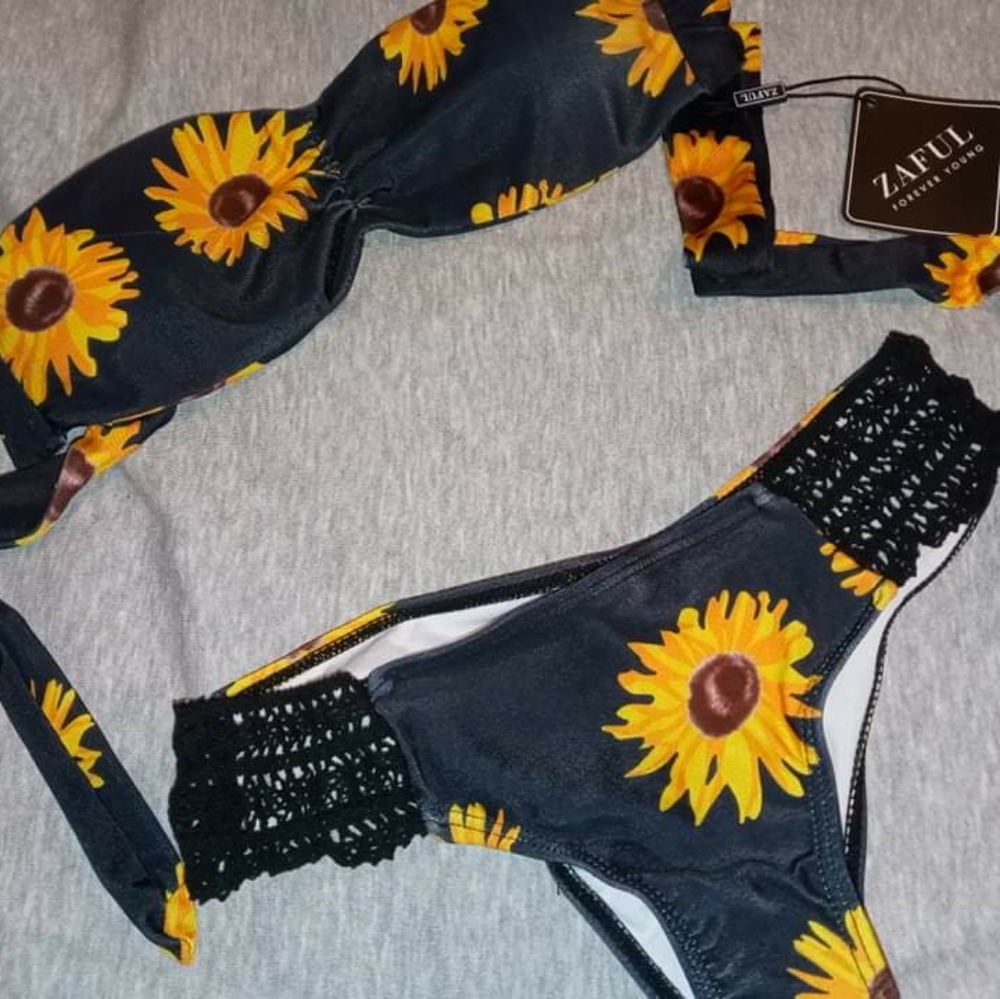 Bathing suit